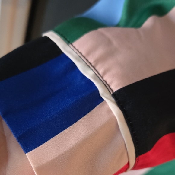 Lush Multicolor Striped Robe - Picture 3 of 5